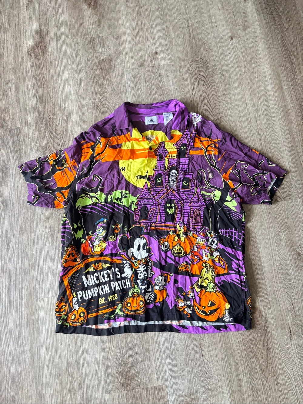 Mickey Mouse & Friends Halloween WovenShort Sleeve Graphic Disney Store - Picture 4 of 7